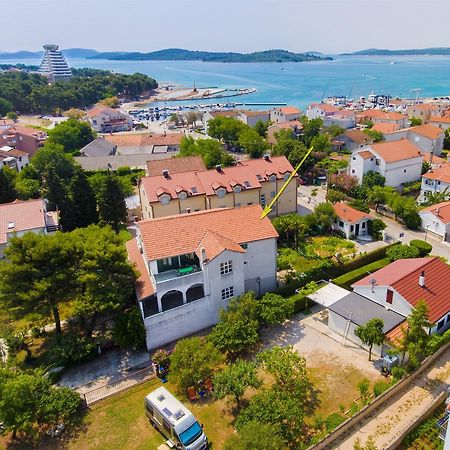 Apartments Branko Vodice Dış mekan fotoğraf