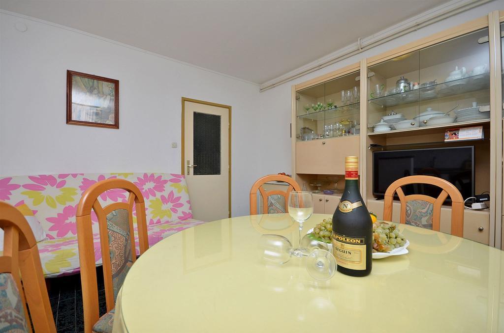 Apartments Branko Vodice Dış mekan fotoğraf