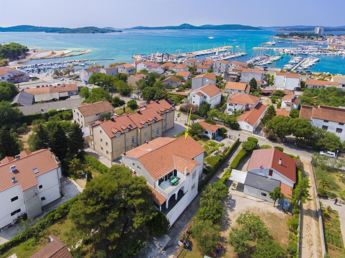 Apartments Branko Vodice Dış mekan fotoğraf