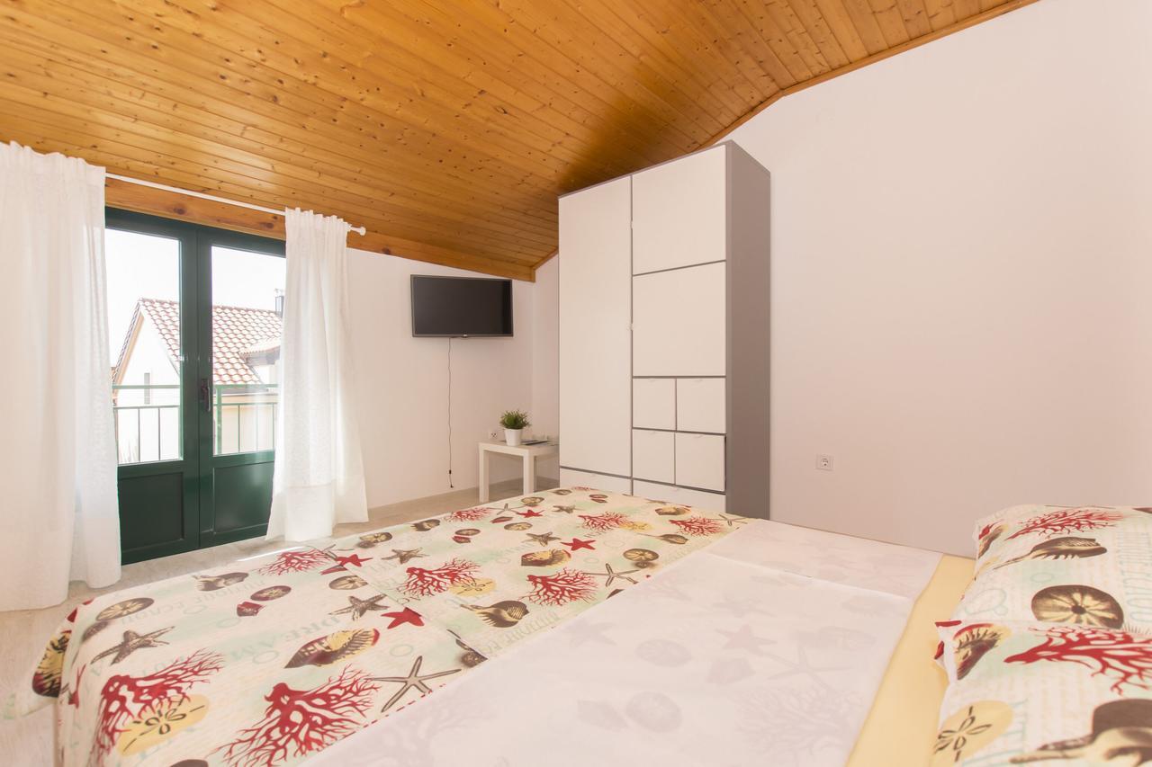 Apartments Branko Vodice Dış mekan fotoğraf
