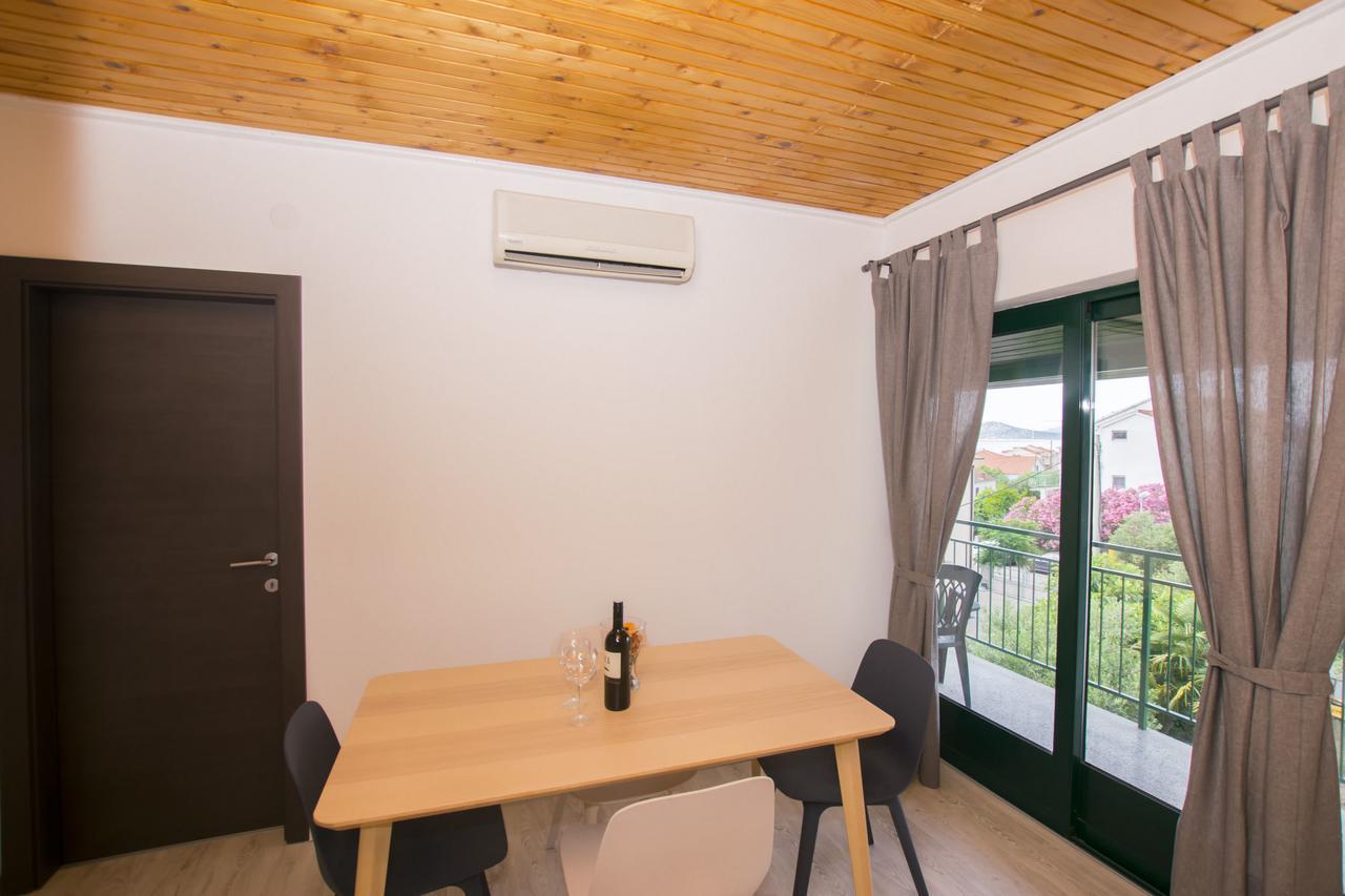 Apartments Branko Vodice Dış mekan fotoğraf