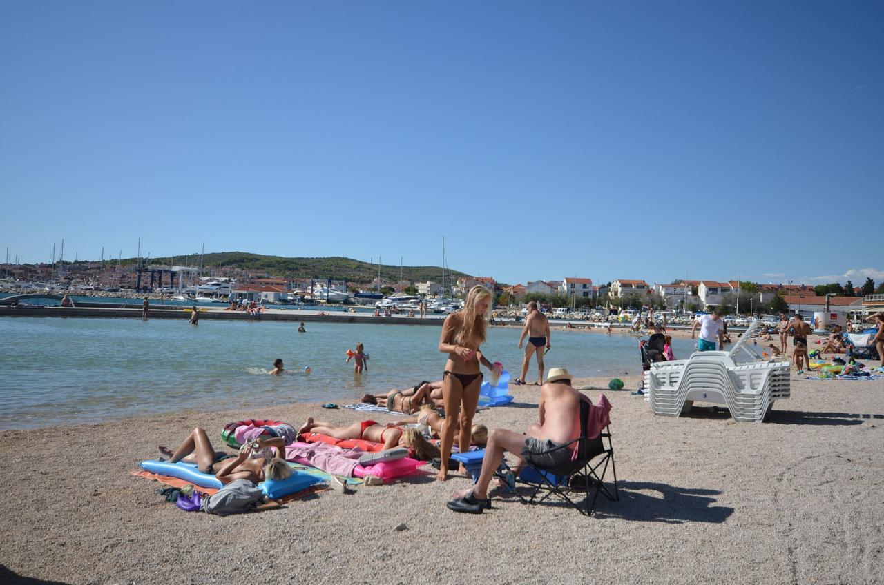 Apartments Branko Vodice Dış mekan fotoğraf